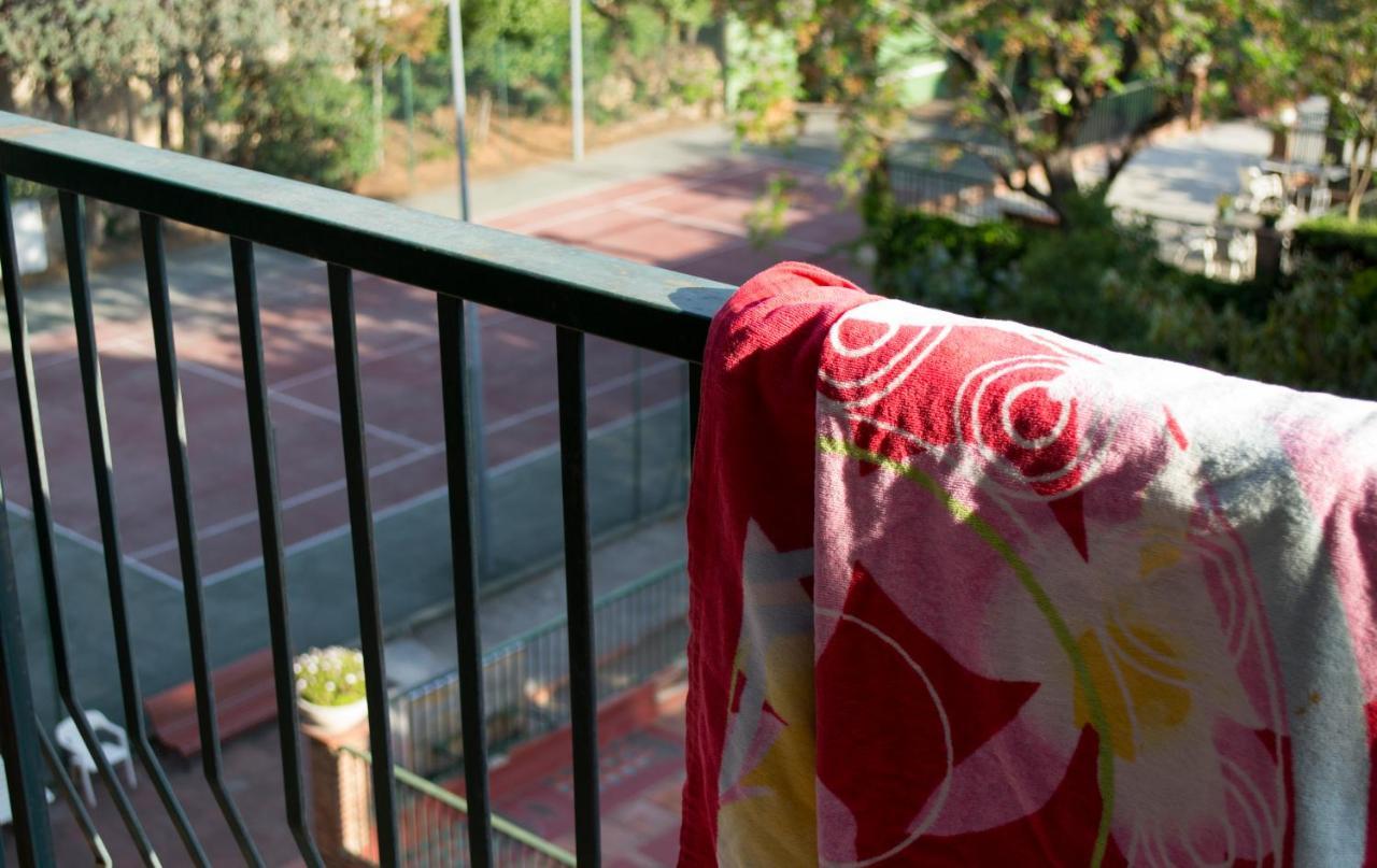 Happy People Maragall Apartment Barcelona