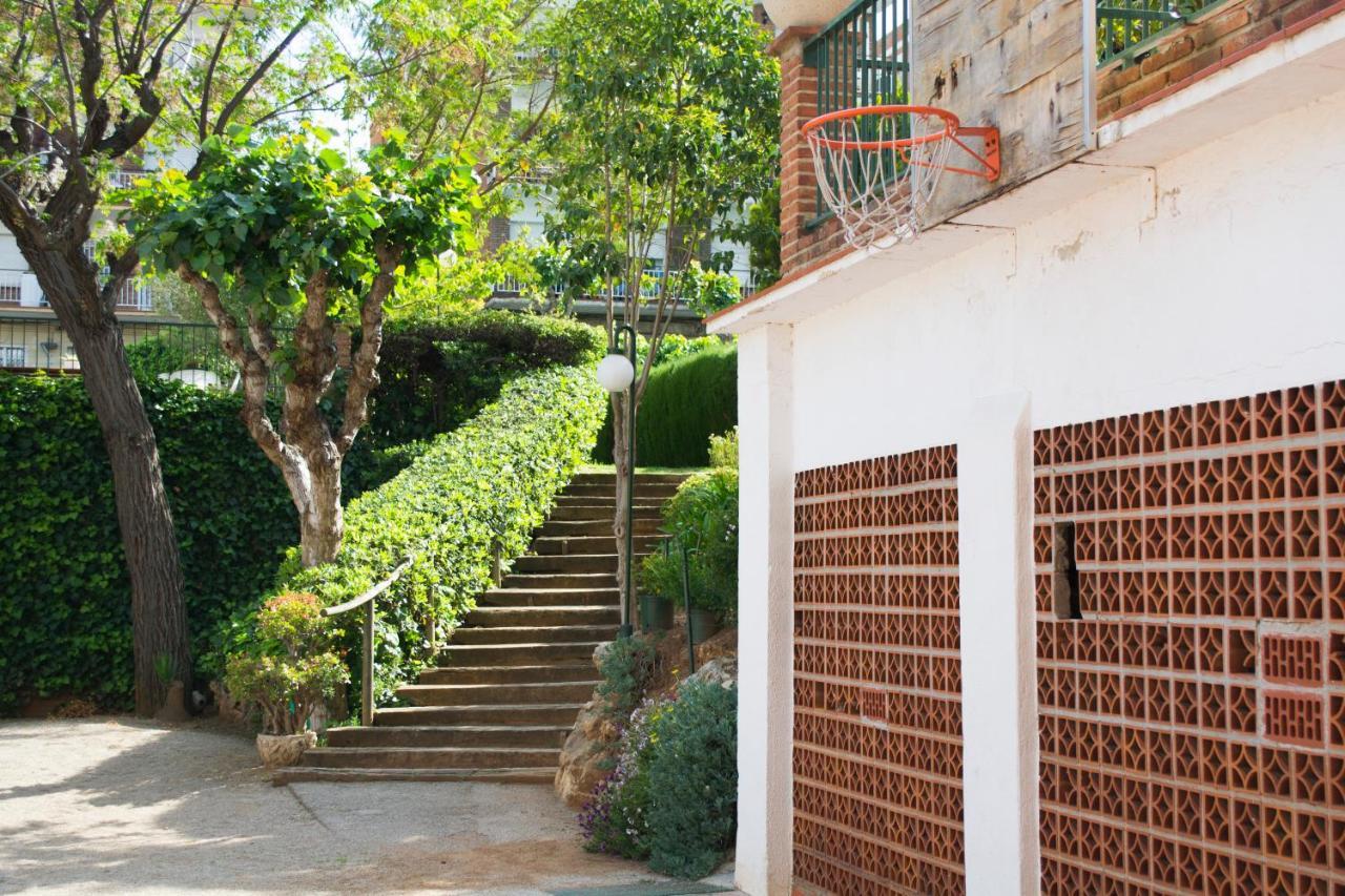 Happy People Maragall Apartment Barcelona